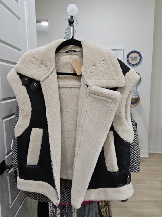 Blank NYC Jackets & Blazers - Blank NYC Cream and Black Shearling-Lined Aviator Jacket